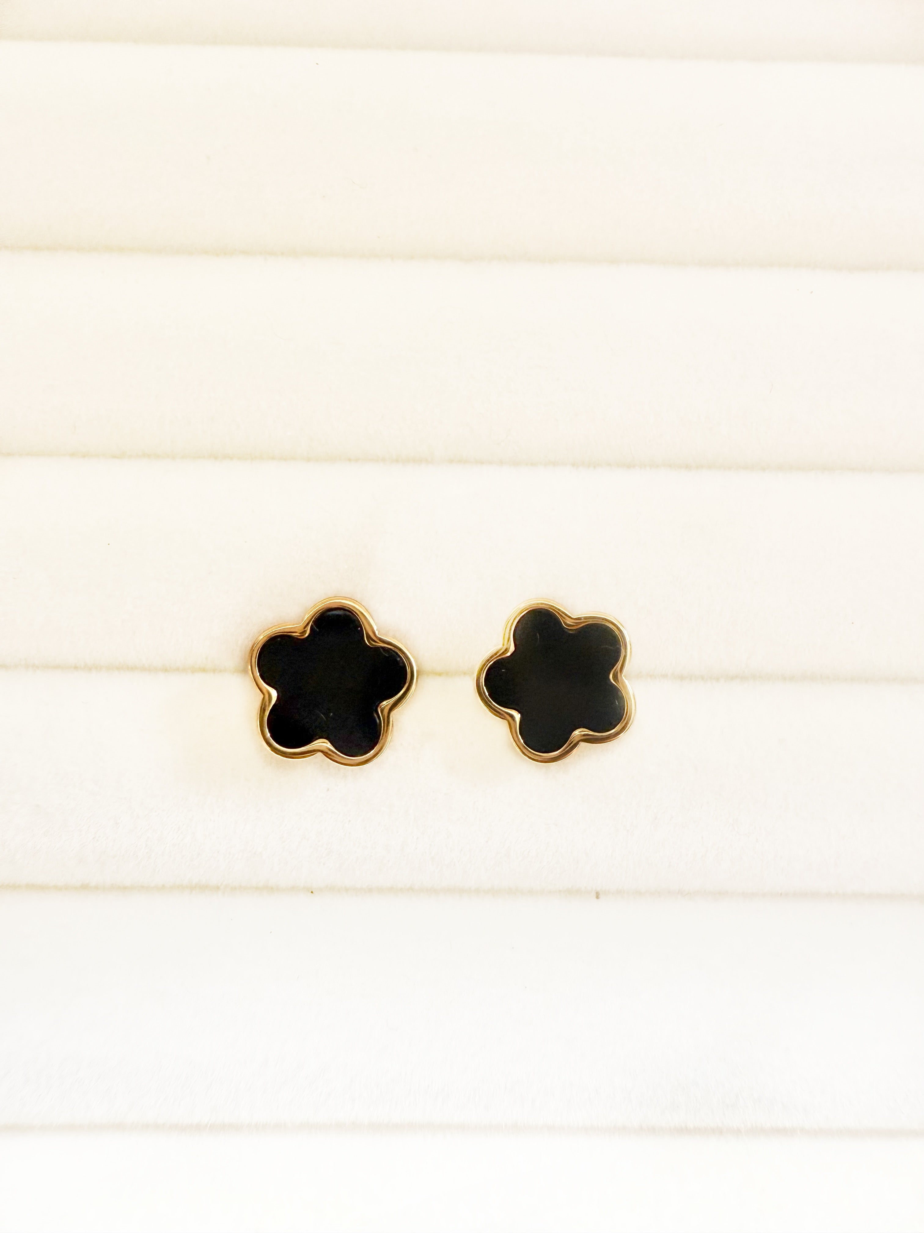 Lucky clover gold earrings for women — Kimoore