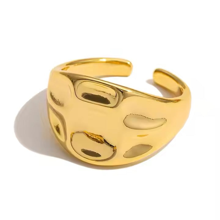 Chunky gold-plated statement ring for women — Kimoore