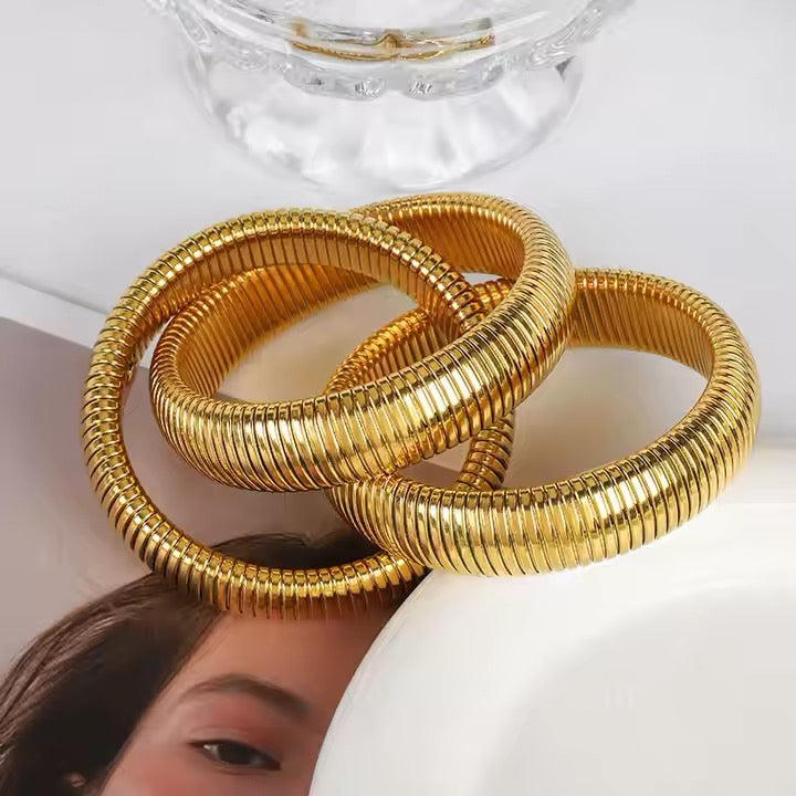 Spiral Bangle Set - Modern Luxe Everyday Style
