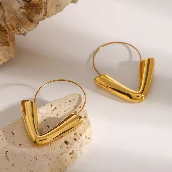 V-Shaped Hoop Earrings – Modern Geometric Style