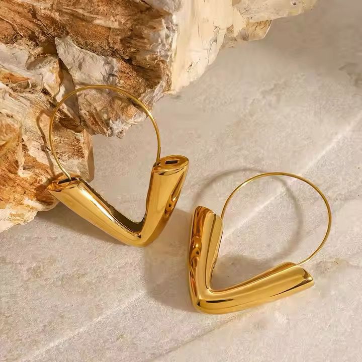 V-Shaped Hoop Earrings – Modern Geometric Style