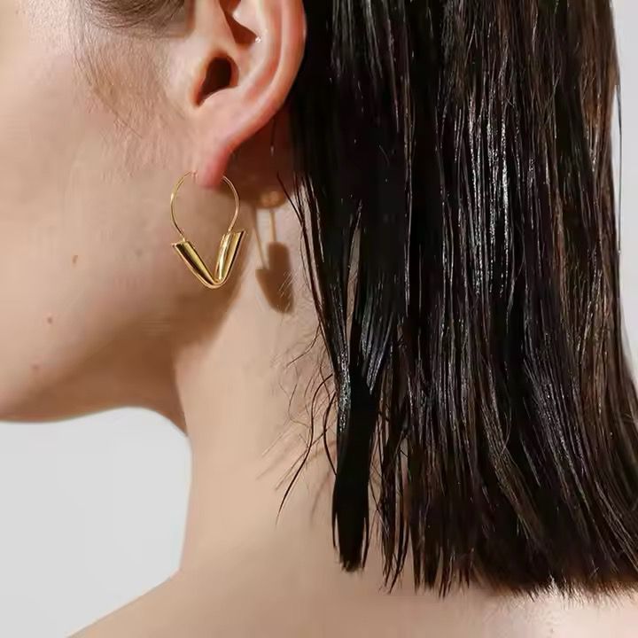 V-Shaped Hoop Earrings – Modern Geometric Style